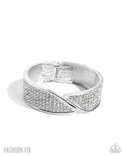 Load image into Gallery viewer, Paparazzi Accessories - Magnificent Musings - Complete Trend Blend
