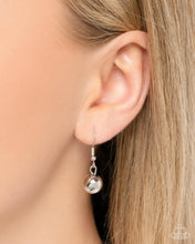 Load image into Gallery viewer, Paparazzi Accessories - Just A Habit - Black
