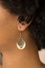 Load image into Gallery viewer, Paparazzi Accessories - Totally Terrestrial - Brass
