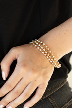 Load image into Gallery viewer, Paparazzi Accessories - Thats a Smash! - Gold

