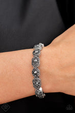 Load image into Gallery viewer, Paparazzi Accessories - Eye-Opening Opulence - Silver
