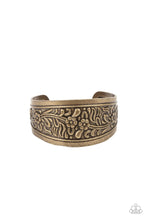 Load image into Gallery viewer, Paparazzi Accessories - Purely Prairie - Brass
