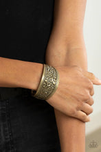 Load image into Gallery viewer, Paparazzi Accessories - Purely Prairie - Brass
