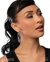 Load image into Gallery viewer, Paparazzi Accessories - Curve Ball - Silver
