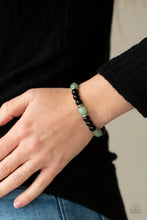 Load image into Gallery viewer, Paparazzi Accessories - Unity - Green
