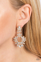 Load image into Gallery viewer, Paparazzi Accessories - Leave them Speechless - Gold
