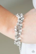Load image into Gallery viewer, Paparazzi Accessories - Seaside Social - White
