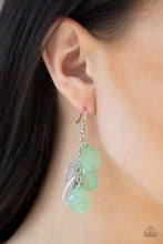 Load image into Gallery viewer, Paparazzi Accessories - Seaside Stunner - Green
