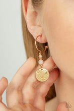 Load image into Gallery viewer, Paparazzi Accessories - Artificial STARLIGHT - Gold
