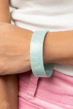Load image into Gallery viewer, Paparazzi Accessories - Pastel Pairing - Blue

