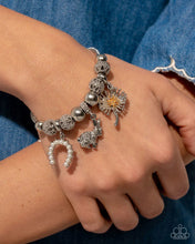 Load image into Gallery viewer, Paparazzi Accessories - Graceful Godsend - White
