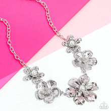 Load image into Gallery viewer, Paparazzi Accessories - FLOWER Move - Orange
