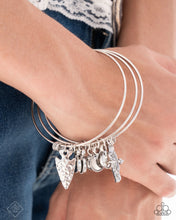 Load image into Gallery viewer, Paparazzi Accessories - Simply Santa Fe - Complete Trend Blend

