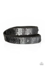 Load image into Gallery viewer, Paparazzi Accessories - Under The SEQUINS - Black/Gold
