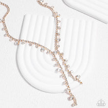 Load image into Gallery viewer, Paparazzi Accessories - Glittery Getaway - Gold
