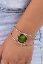 Load image into Gallery viewer, Paparazzi Accessories - Candescent Cats Eye - Green
