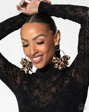 Load image into Gallery viewer, Paparazzi Accessories - Charming Cheetah - Gold

