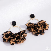 Load image into Gallery viewer, Paparazzi Accessories - Charming Cheetah - Gold
