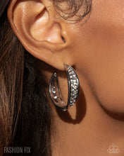 Load image into Gallery viewer, Paparazzi Accessories - Fiercely 5th Avenue - Complete Trend Blend
