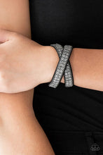 Load image into Gallery viewer, Paparazzi Accessories - Rock Band Refinement - Black
