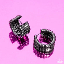 Load image into Gallery viewer, Paparazzi Accessories - Seamless Sass - Black
