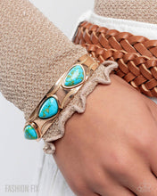 Load image into Gallery viewer, Paparazzi Accessories - Solidly Grounded - Gold
