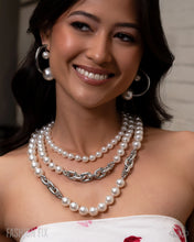 Load image into Gallery viewer, Paparazzi Accessories - Fiercely 5th Avenue - Complete Trend Blend
