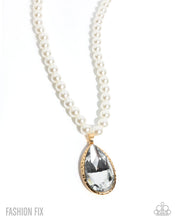 Load image into Gallery viewer, Paparazzi Accessories - Prettily Poised - Gold
