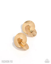 Load image into Gallery viewer, Paparazzi Accessories - Perceptive Prize - Gold
