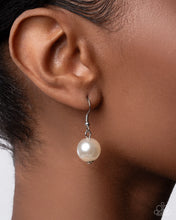 Load image into Gallery viewer, Paparazzi Accessories - Sophisticated to the Max - White
