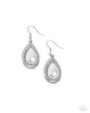 Load image into Gallery viewer, Paparazzi Accessories - Effortless Elegance - White
