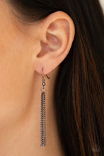 Load image into Gallery viewer, Paparazzi Accessories - Timelessly Tasseled - Black
