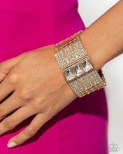 Load image into Gallery viewer, Paparazzi Accessories - Dramatic Diva - Gold

