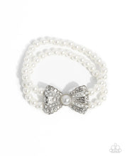 Load image into Gallery viewer, Paparazzi Accessories - Complete Look - White
