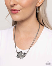 Load image into Gallery viewer, Paparazzi Accessories - Sideways Shimmer - Silver
