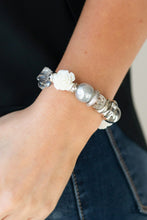 Load image into Gallery viewer, Paparazzi - Here I Am - Silver

