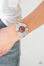 Load image into Gallery viewer, Paparazzi - Incredibly Indie - Orange
