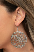 Load image into Gallery viewer, Paparazzi - Make A MANDALA Out Of You - Silver
