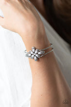 Load image into Gallery viewer, Paparazzi - Go With The FLORALS - Silver
