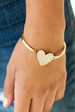 Load image into Gallery viewer, Paparazzi - Heart-Stopping Shimmer - Gold

