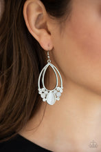 Load image into Gallery viewer, Paparazzi - Look Into My Crystal Ball - White
