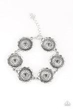 Load image into Gallery viewer, Paparazzi - Funky Flower Child - Silver
