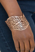 Load image into Gallery viewer, Paparazzi - Leafy Lei - Copper
