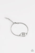 Load image into Gallery viewer, Paparazzi Accessories - Definitely Dashing - White
