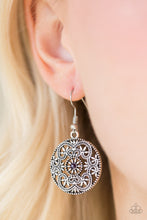 Load image into Gallery viewer, Paparazzi Accessories - Rochester Royale - Purple
