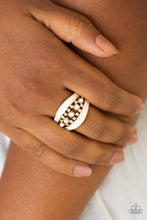 Load image into Gallery viewer, Paparazzi - Royal Treasury - Gold
