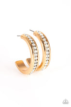 Load image into Gallery viewer, Paparazzi Accessories - 5th Avenue Fashionista - Gold
