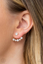 Load image into Gallery viewer, Paparazzi Accessories - Jeweled Jubilee - Gold
