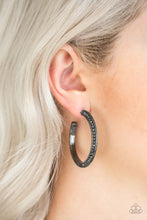 Load image into Gallery viewer, Paparazzi Accessories - Dazzling Diamond-naire - Black

