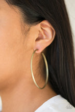 Load image into Gallery viewer, Paparazzi Accessories - 5th Avenue Attitude - Brass
